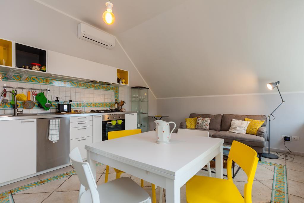 Bright Rooftop By Napoliapartments Nápoles Exterior foto